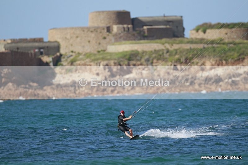 KS 280712 2 - Kite Surfing