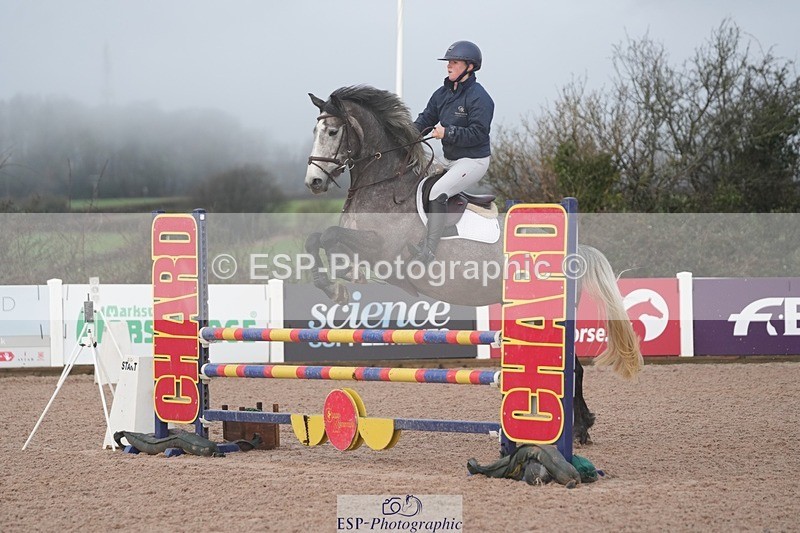 260201-102500-03067 - Cls 16 British Novice and 90cm