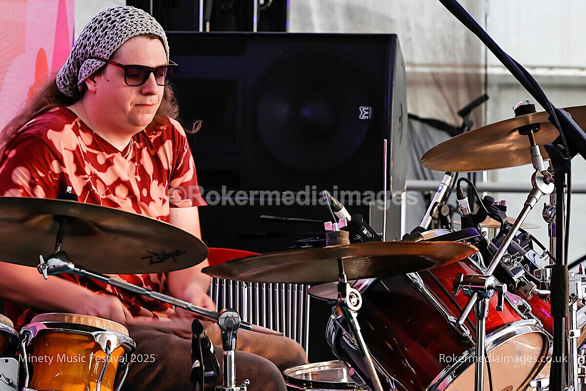 SATURDAY-71 - MINETY 2025