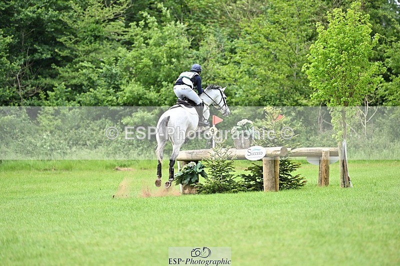 240525-145418-16106 - 207-IE_MR_MCGREGOR-Will_Furlong