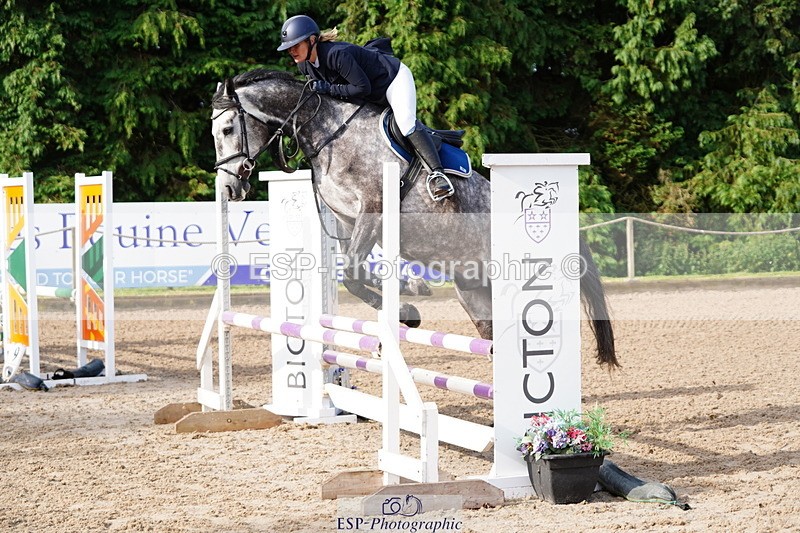 250613A-080032-00876 - Cls 8 85cm Schooling Round