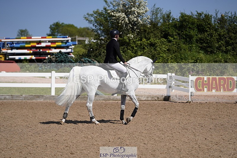 230527A-154230-05213 - Cls 24 1.10m Amateur Quali