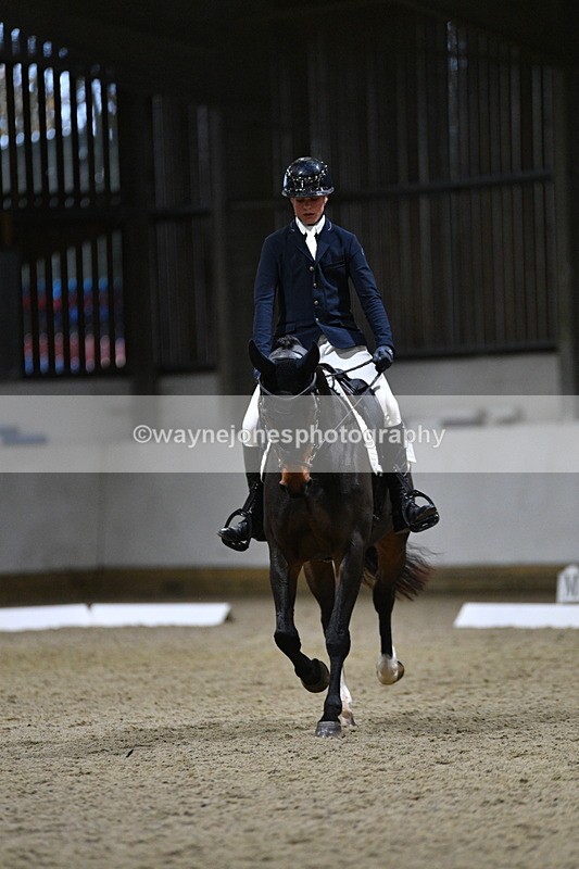 WJ5_8545 - Class 5 Novice Test 3