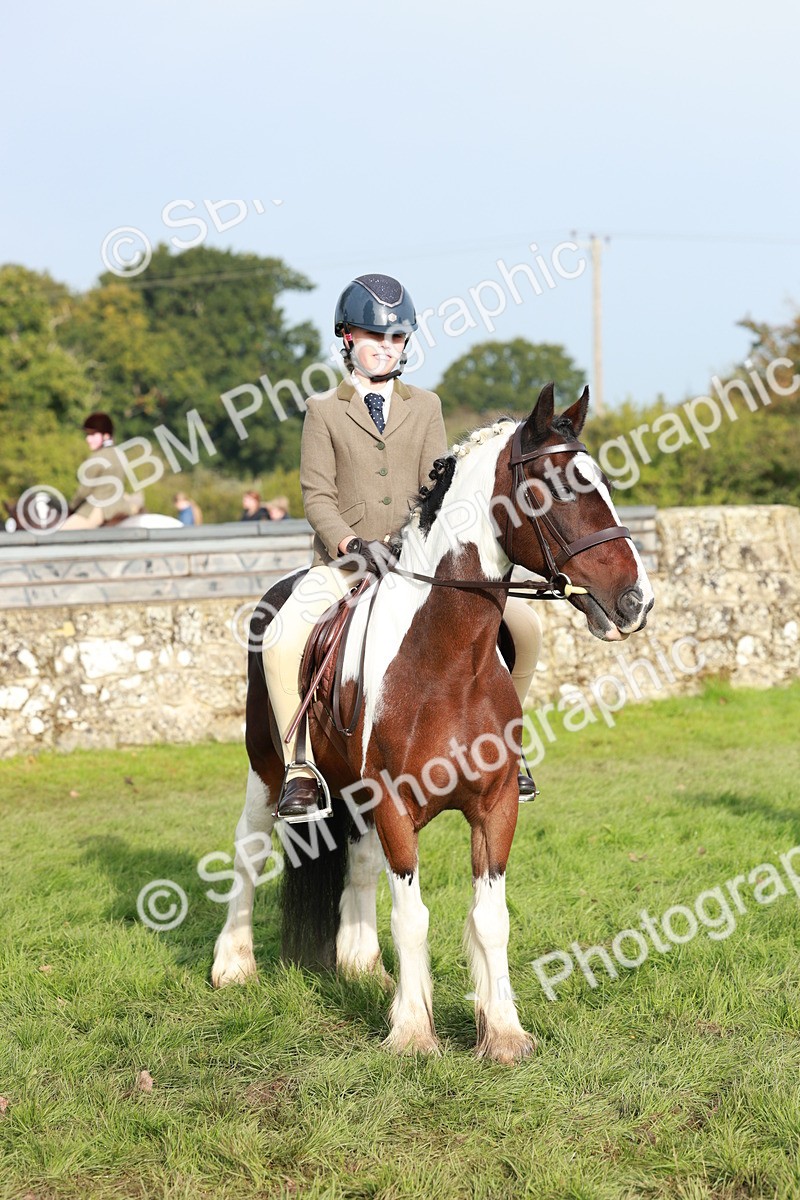 SBM_56429 - S39 - Starters In Hand Showing