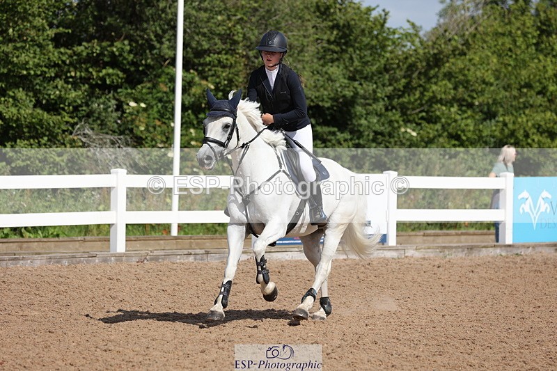 240629A-101146-04004 - Cls 17 Discovery and 90cm Open