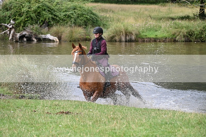 WJ7_2070 - Time at Water 11:14 to 11:36
