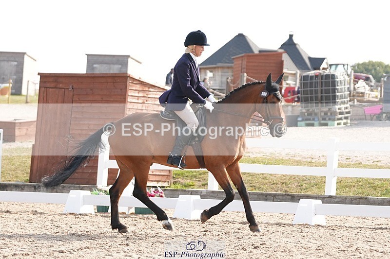 250817-093951-07190 - 157-Camilla.HankinsonChapel.Arch