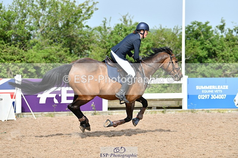 240511A-101846-11491 - Cls 28 95cm National Am Quali