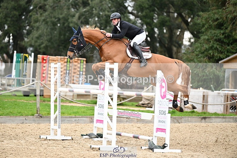 250323A-154823-05109 - Cls 25 Snr Fox & 1.20m Open