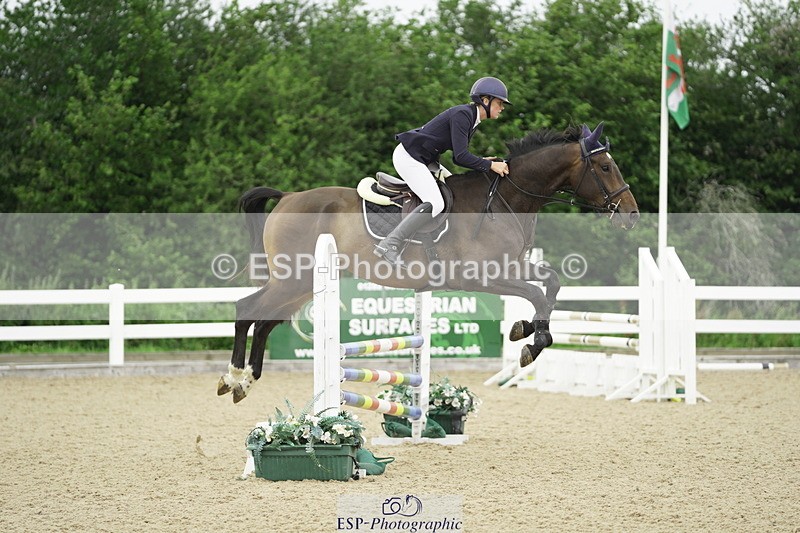 230728A-131122-02081 - Cls 9 85cm Amateur Quali