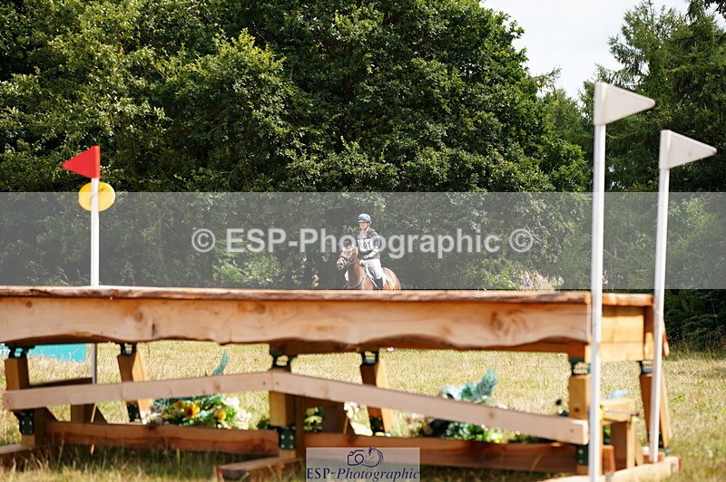 250802A-150010-05574 - D-161-Amelia.Halley-MOMENTUM.21