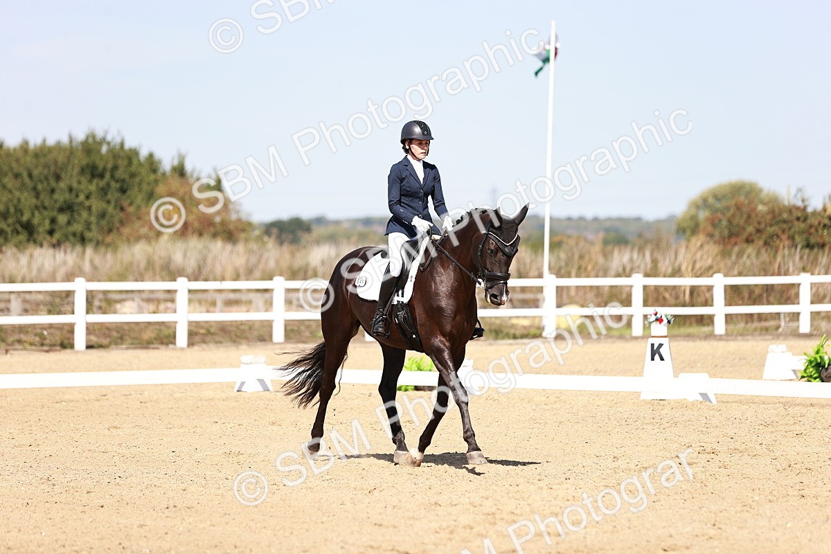 SBM_004880 - Class 12 - Novice 5 - 12.02-12.44