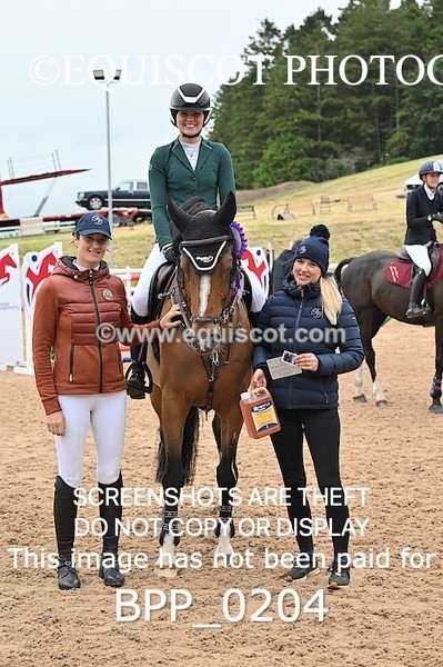 BPP_0204 - CLASS 25 SUN HOYS Redpost Equestrian Senior Foxhunter Second Round