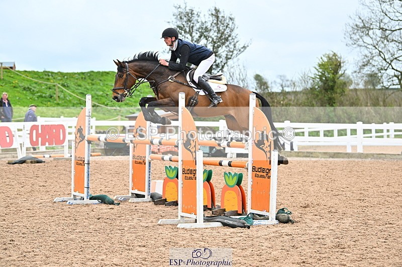 240501A-140906-00975 - Cls 8 Snr Foxhunter and 1.20m Open