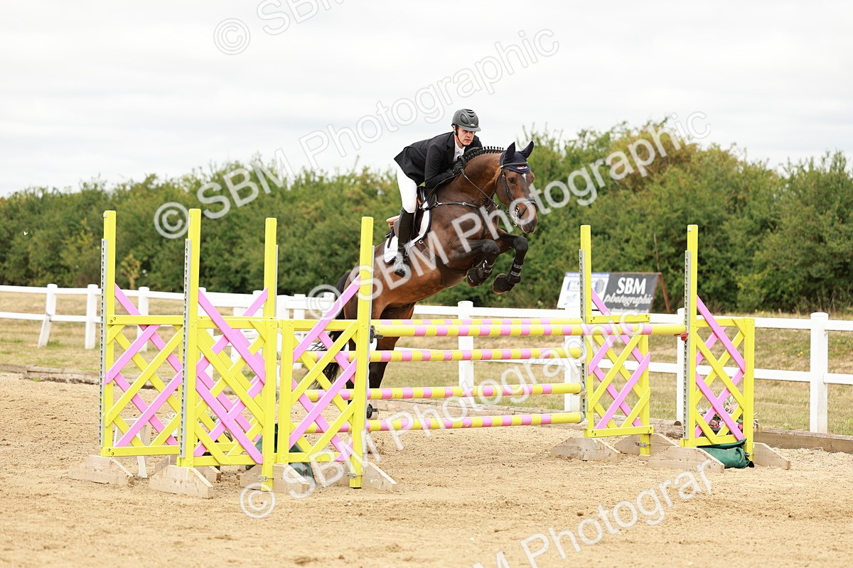 SBM_017717 - Class 21 - Senior Newcomers Championship 2d Rd