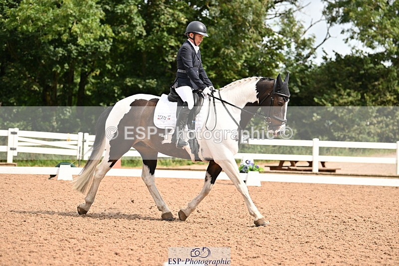 240817A-105126-07226 - 272-Victoria.Lance-Homefarm.Helios