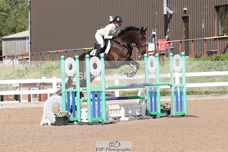 250913-141734-07317 - Cls 25 1.05m Amateur Quali