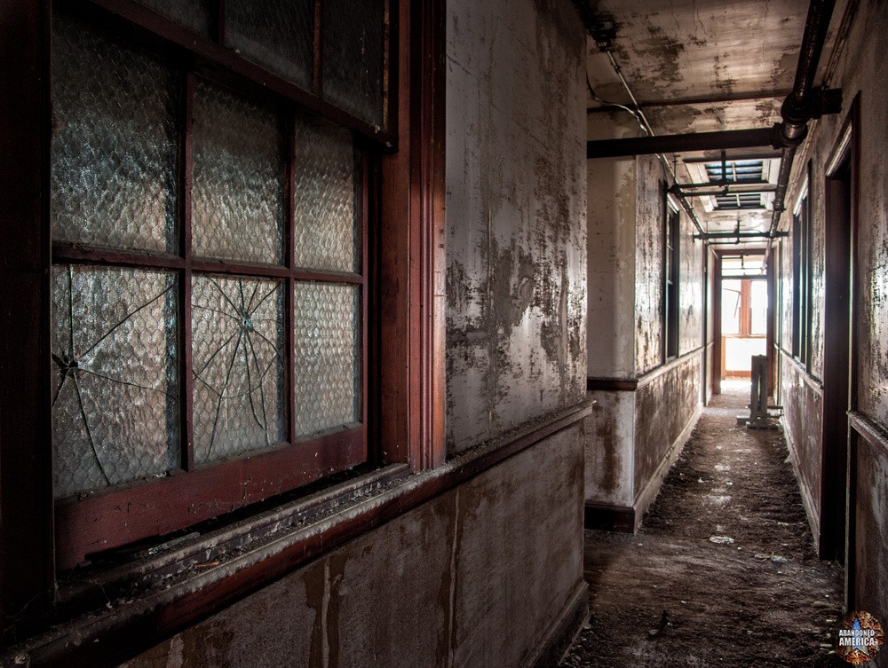 The Rosewood Center (Owings Mills, MD) | Interior Window - The Rosewood Center