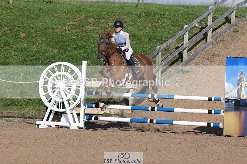 230915A-162826-03183 - Cls 6 Snr 1.05m Derby