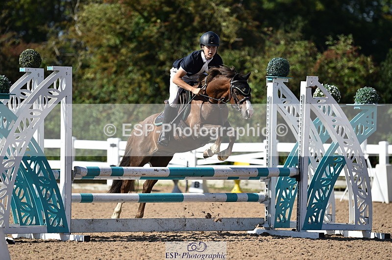 230903A-110204-04083 - Cls 18 Pony Brit Novice & 80cm Open