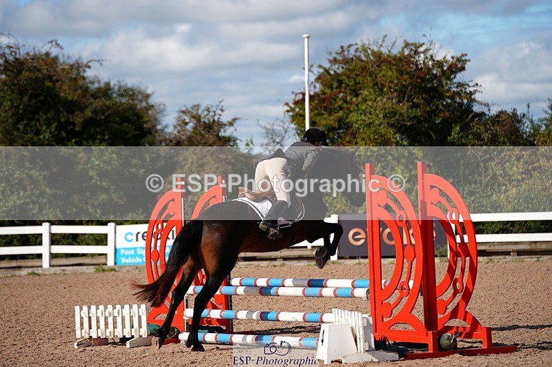 250921-110842-02583 - Cls 21+22 Club and Schools 70cm