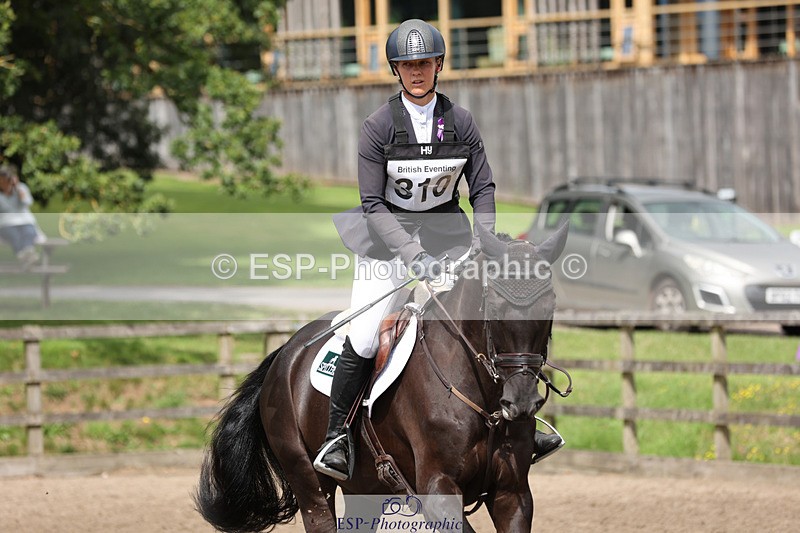 240804-105947-11410 - 310-Dani_Evans-BLACKADDER