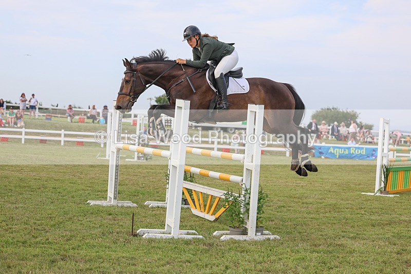 3E7A0924 - Class D: Showjumping Senior Newcomers/1.10m open