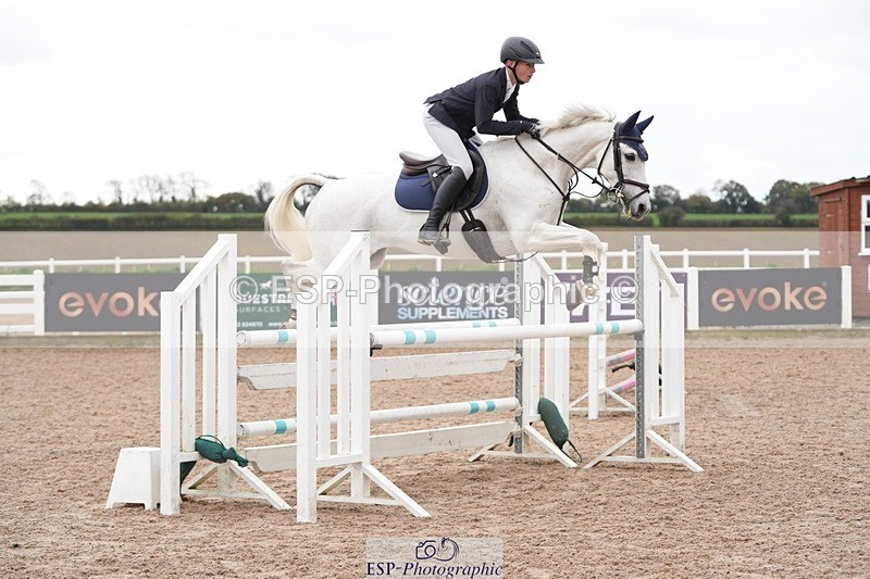 251026-140341-02917 - Cls 9 Pony Fox + 1.10m Open
