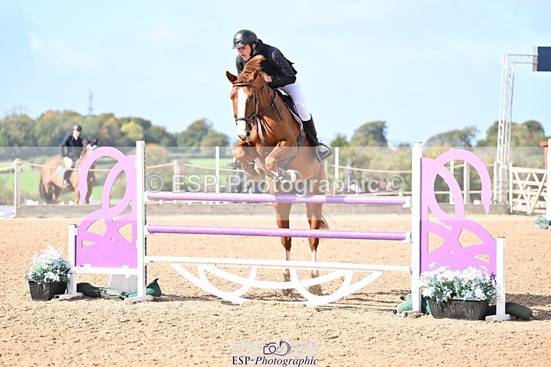 251004-125653-02105 - Cls 10 Foxhunter and 1.20m