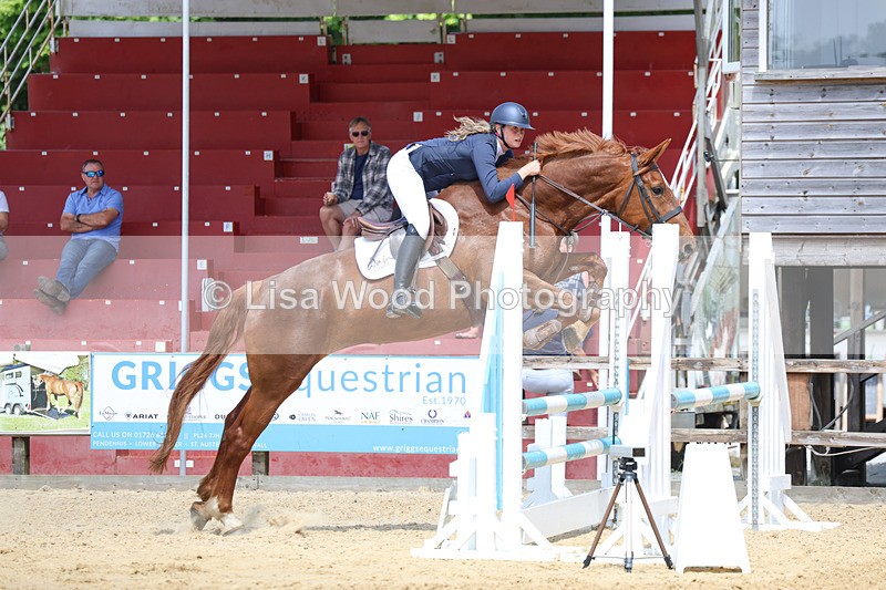 3E7A0337 - Class 10: Senior 95cm open