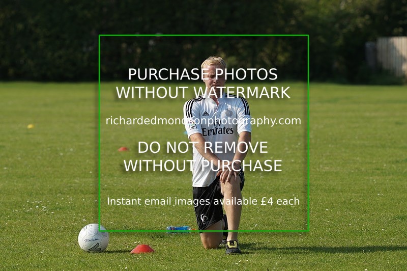 DSC00608 - Ibis FC Social Distance Training