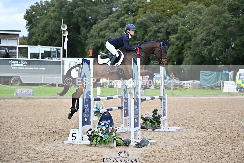 241027-142710-17886 - 548-Fenella.Redvers-DANCING.PADDE