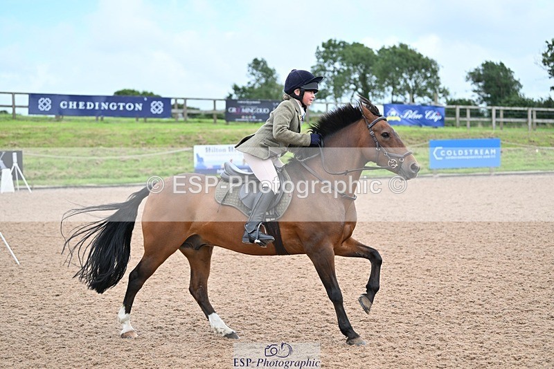 240813-161837-00210 - Clear round & 60cm