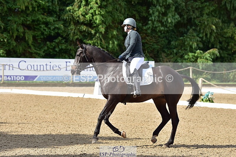 250719A-100152-03480 - 019-Bryony.Lovell-Williams-Broadtown.Man.In.The.Mirror