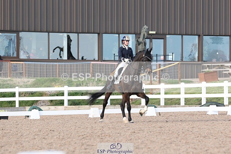 250404-175154-08132 - 129-Mia.Smith-Dutch.Discovery