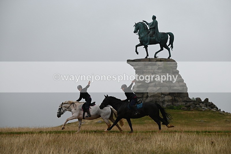 DSC_1416 - Time at Statue 11:54 to 12:12