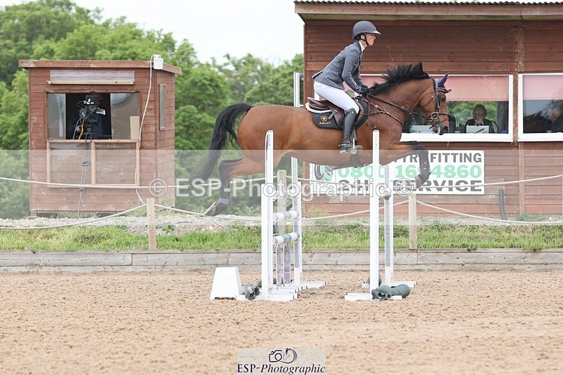 250524-125031-04806 - Cls 15 Snr Fox 1st Rnd