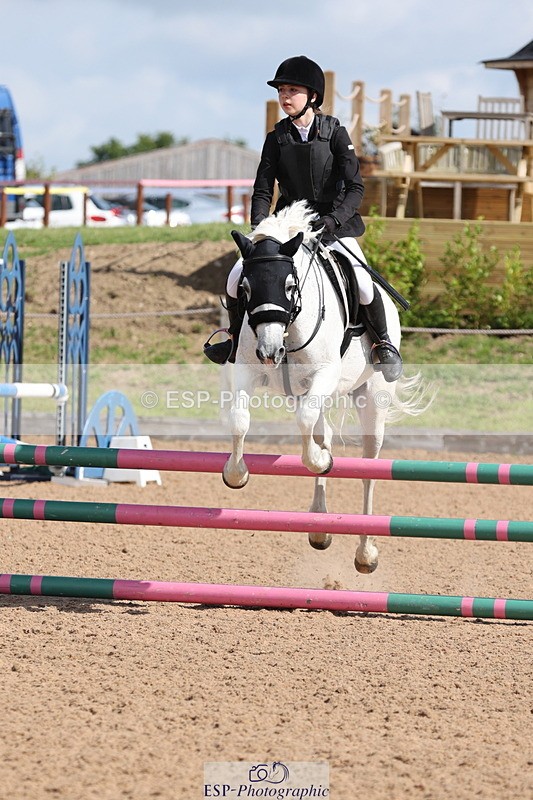 240714A-095303-01616 - Cls 3 A&B Pony BN & 80cm Open