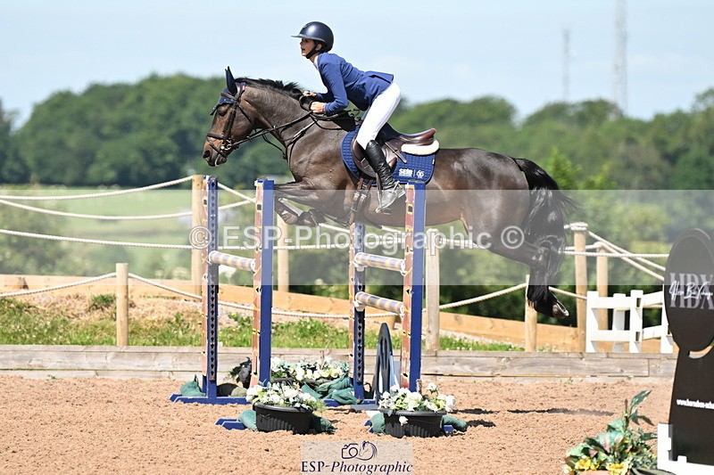 240629A-111407-04747 - Cls 9B 1.20m Open