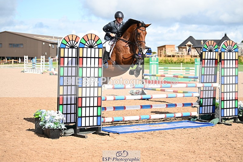 240912A-105950-00456 - Cls 2 Snr Newcomers