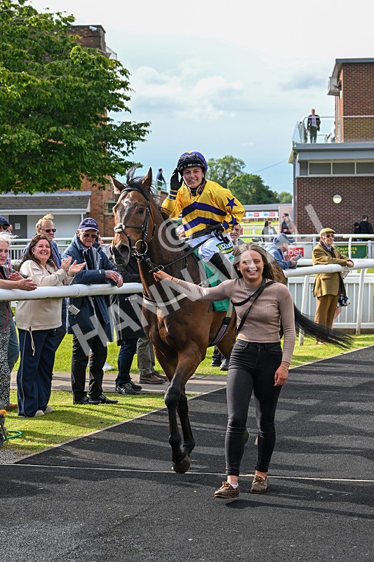 160624-Race 5-American Affair-9020 - Race 5