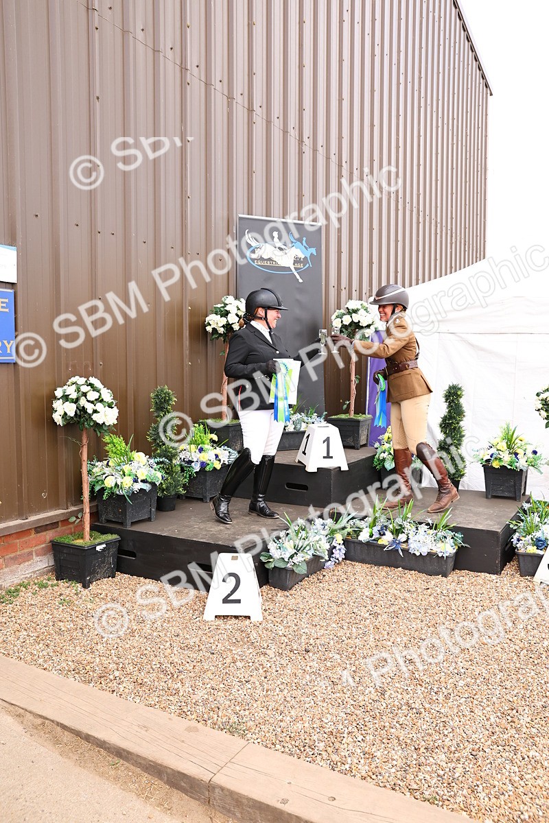 SBM_001892 - Presentations - cart