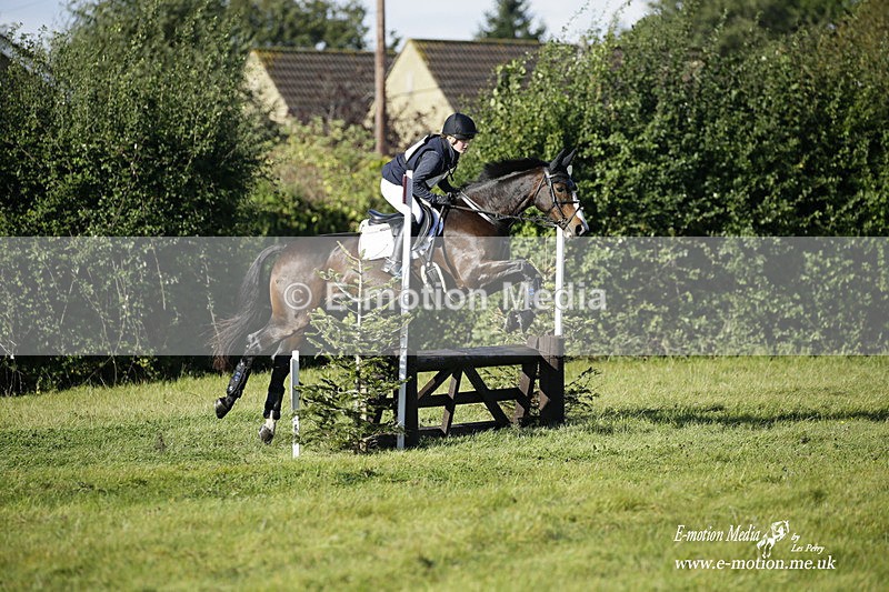  WWHT 031021 703 - WWEC Novice Restricted (0.80m) 18/10/20