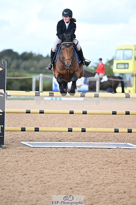 231014A-125035-04696 - Cls 19 1.15m Members Cup