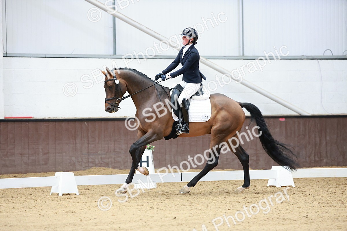 SBM_006806 - Class 6b - Novice 6 - 8.56-9.24