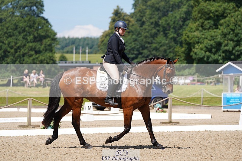 240719-114948-01324 - 279-Philippa_James-Lily_ley