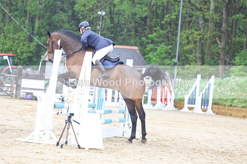 3E7A1600 - Class 2: Senior 70cm