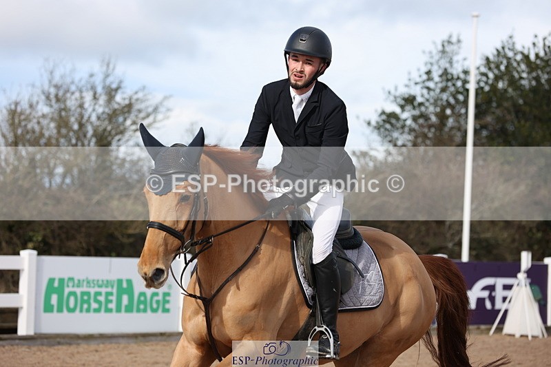 240223A-115331-00978 - Cls 4 Snr 1.05m Open