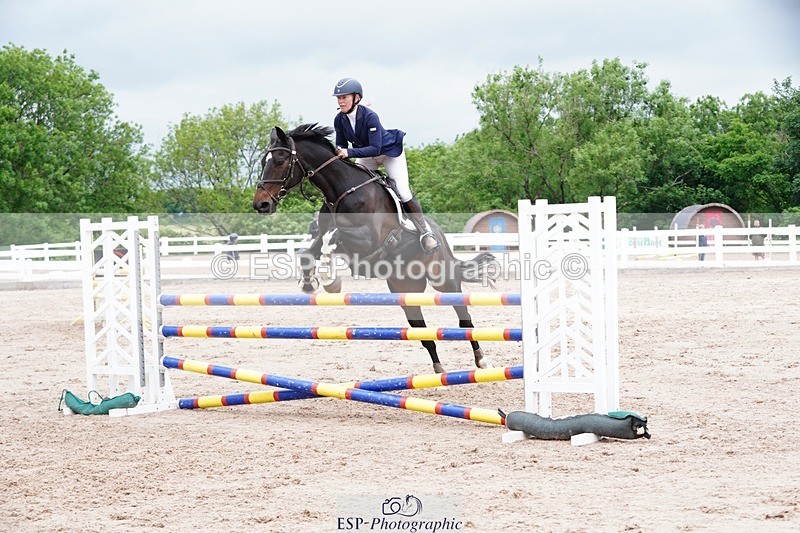 250524-120434-06515 - Cls 21 A&B Snr Disco & 1.00m Open