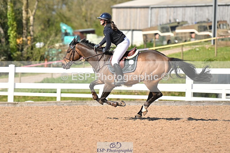 240419A-161144-08815 - Cls 14, 1 Star Bronze Tour 1.10m